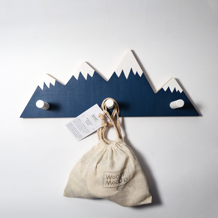 Wall Hook 4 Painted Mountain Peaks And Wooden Discs 